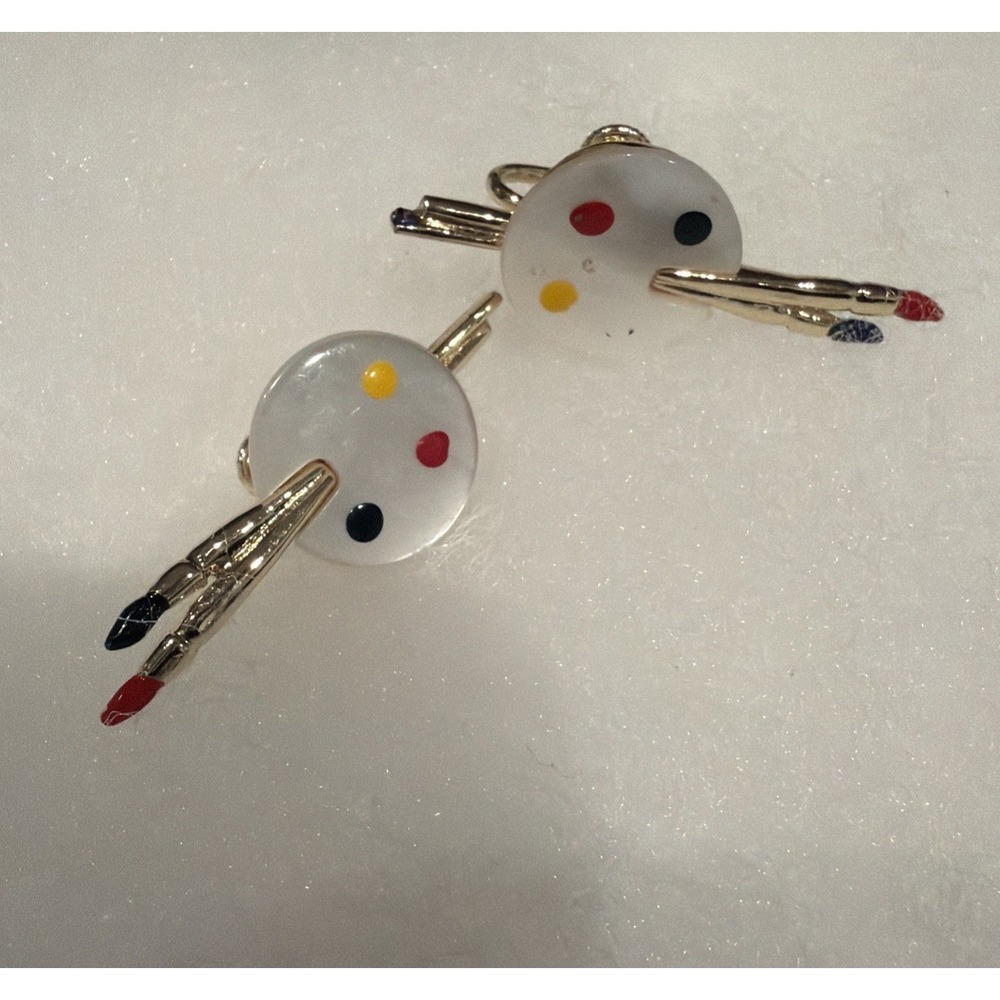 Vintage White Pearlized Paint Palette Screw Back Clip On Earrings Multicolor